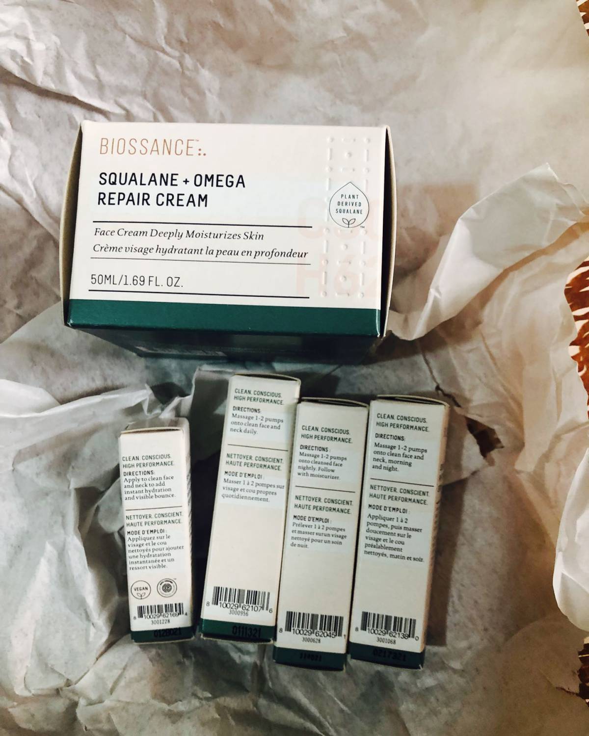 今天开箱超开心！！！！因为买了半年的Biossance角鲨烷
