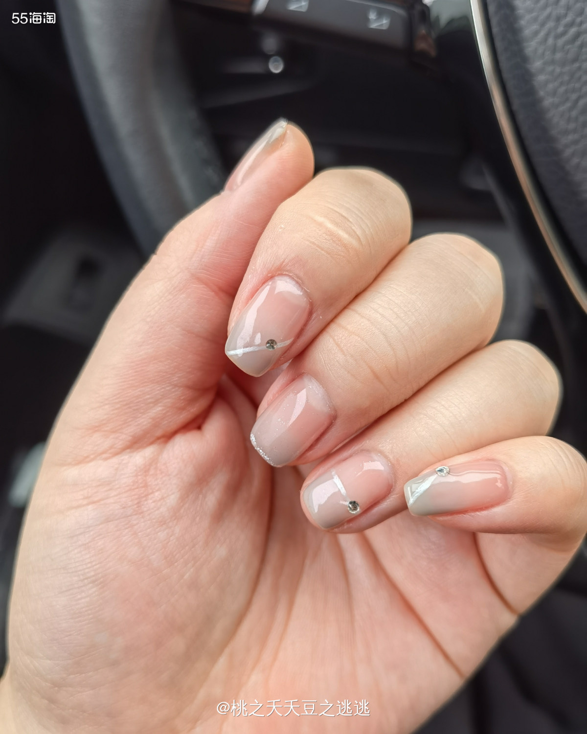 ☘️自从怀孕之后就再没做过美甲了，到现在差不多两年的时间了吧