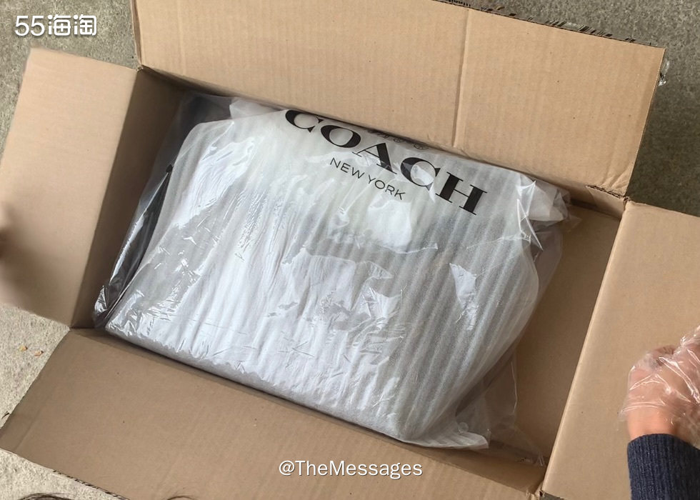 真的是等了很久的coach老花托特，种草这款托特包已经很久了