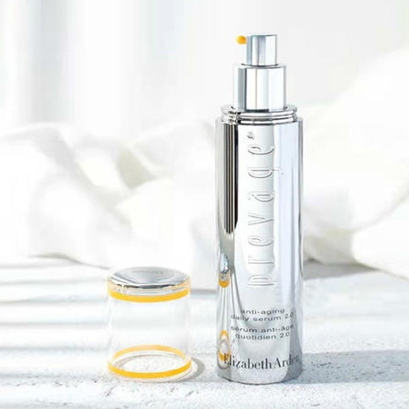 Elizabeth Arden伊丽莎白雅顿，是来自美国的品牌