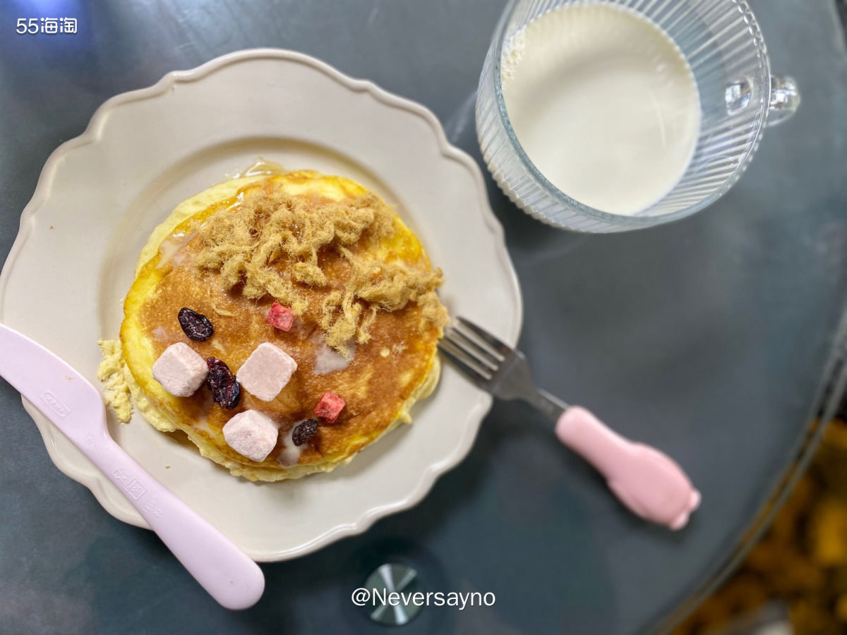 🥞被女儿夸的舒芙蕾真的很不错呢，入口即化  ▪️昨晚跟我女
