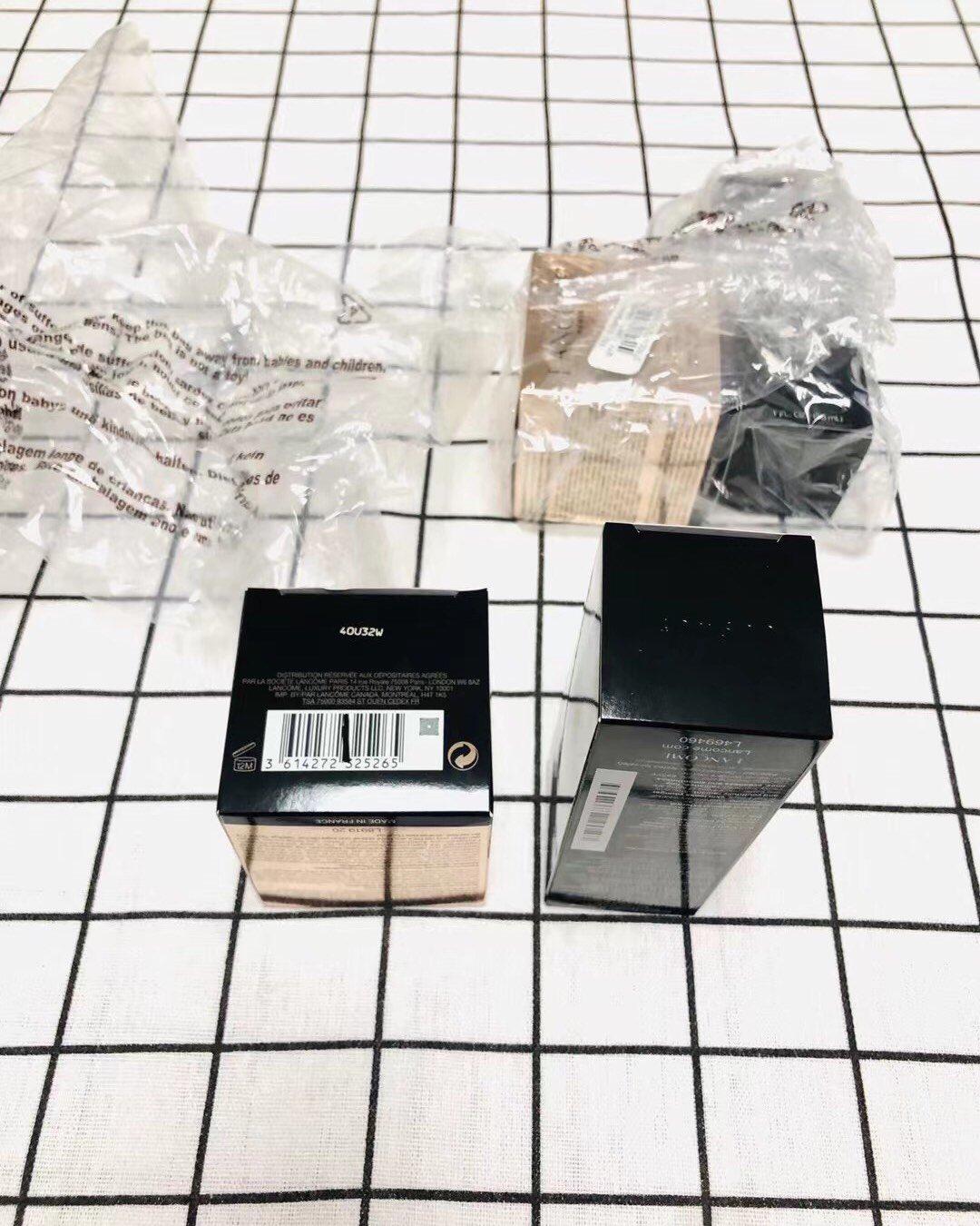 美国Nordstrom百货官网购入，$139一套。 	 美版