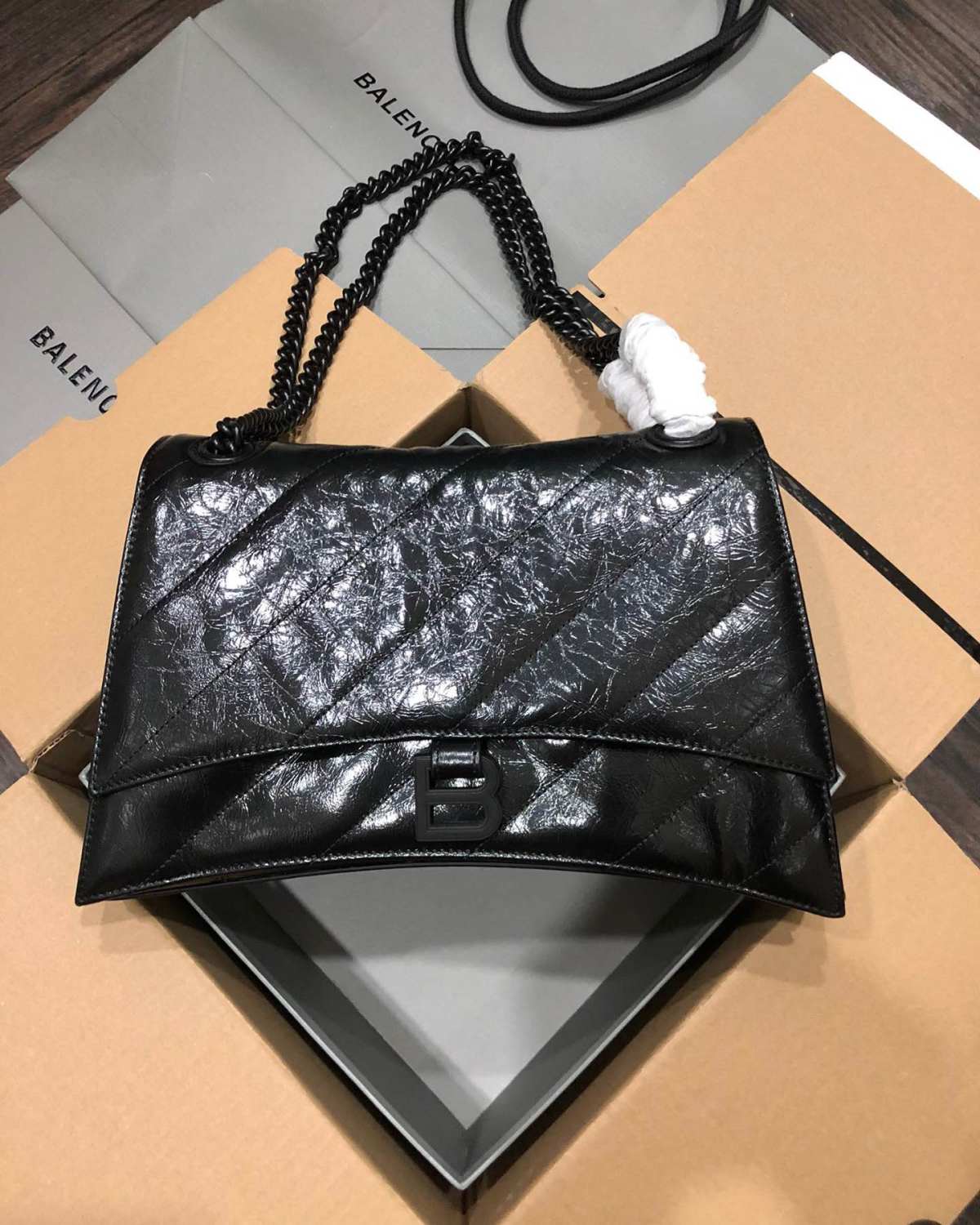 巴黎世家crush最火沙漏链条包 中号黑色 最新Crush绗