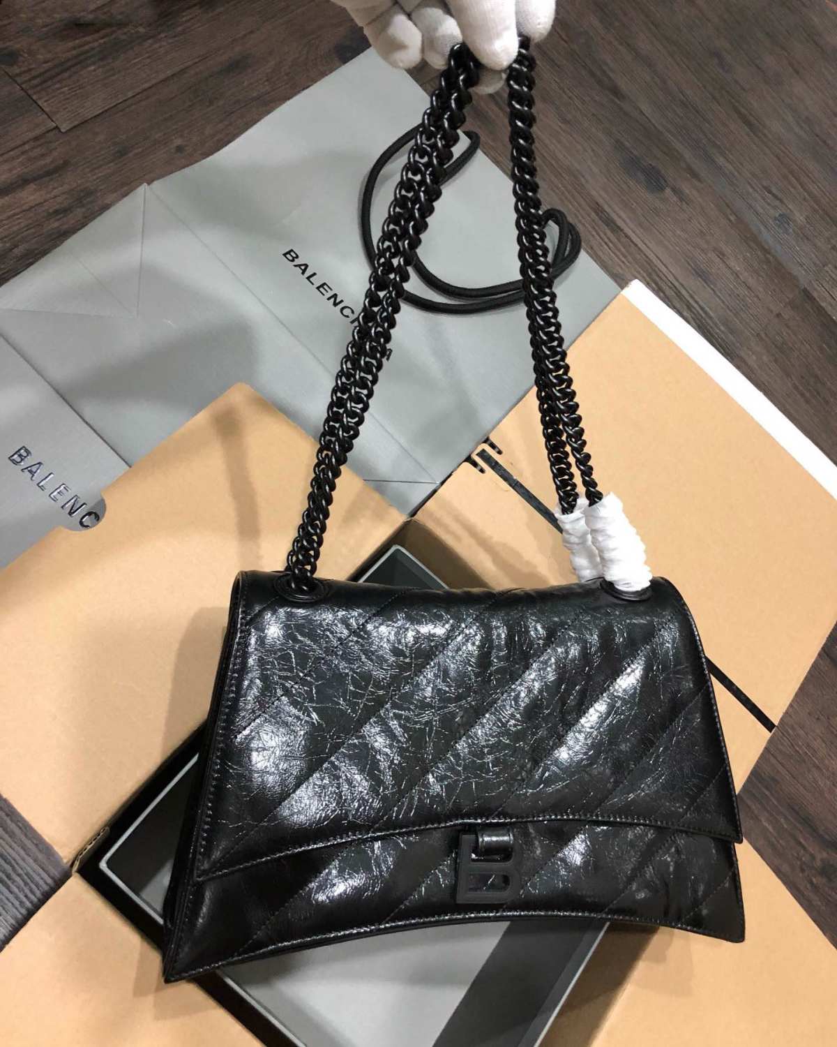 巴黎世家crush最火沙漏链条包 中号黑色 最新Crush绗