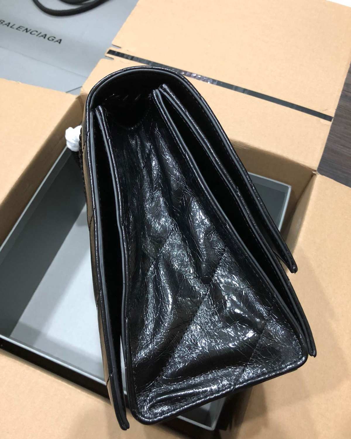 巴黎世家crush最火沙漏链条包 中号黑色 最新Crush绗