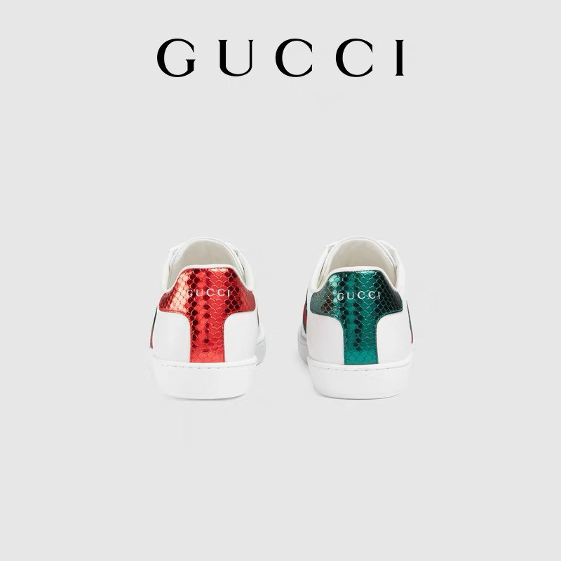 最近疯狂想买GUCCI 的小蜜蜂鞋子，不对称鞋跟实在是太酷了