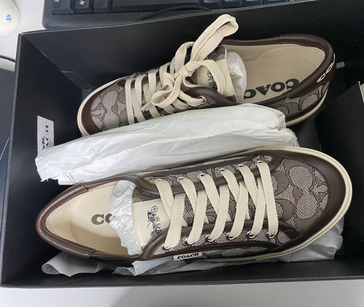 这是我第二次海淘 第一次买雅诗兰黛，那还是18年的事情了。 