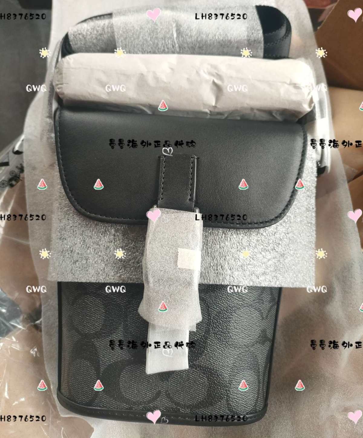 🌻购买商品:coach track老花薯条包 🌻购买网址