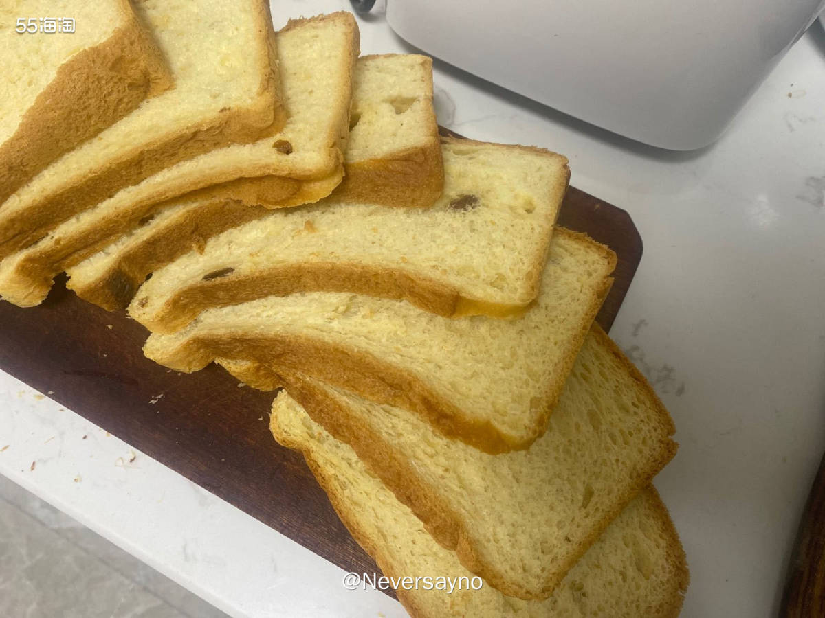 🍞松下面包机一键成功的吐司，昨晚的鸭舌也很不错哦  ▪️前