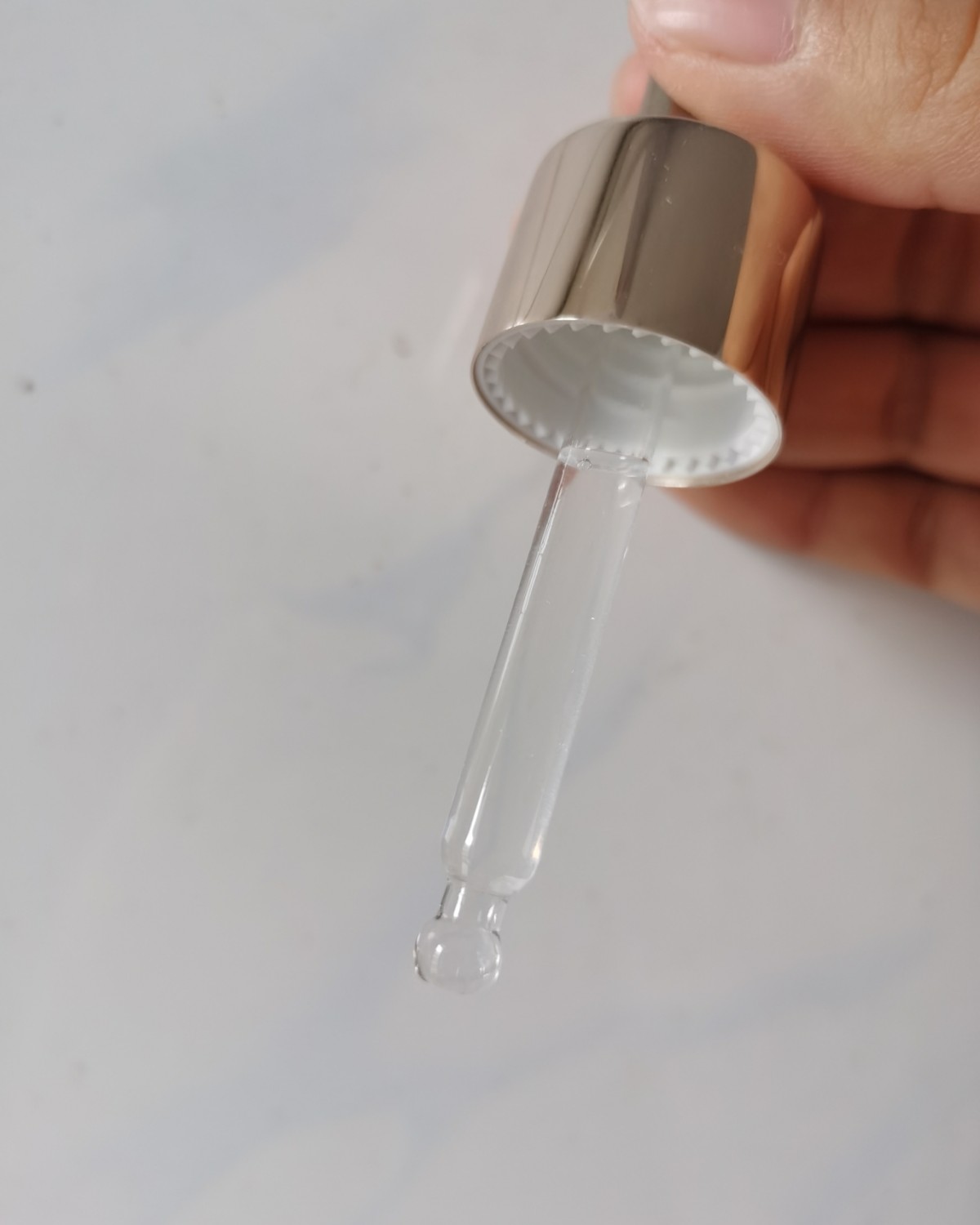 ✅曾经我是头发茂密的混油皮，每年为头发太多而烦恼，结果，岁月