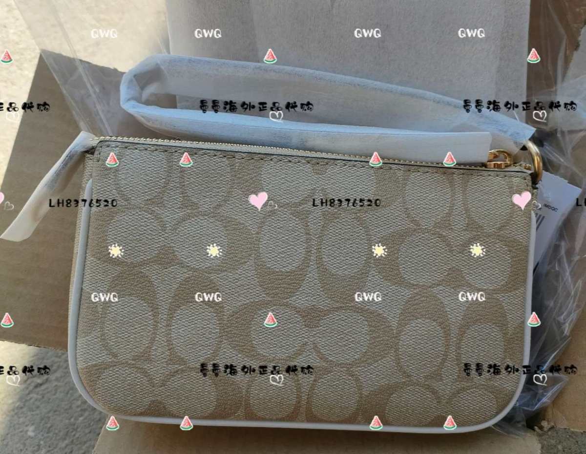 🌻购买商品:coach nolita 19奶茶色麻将包 �