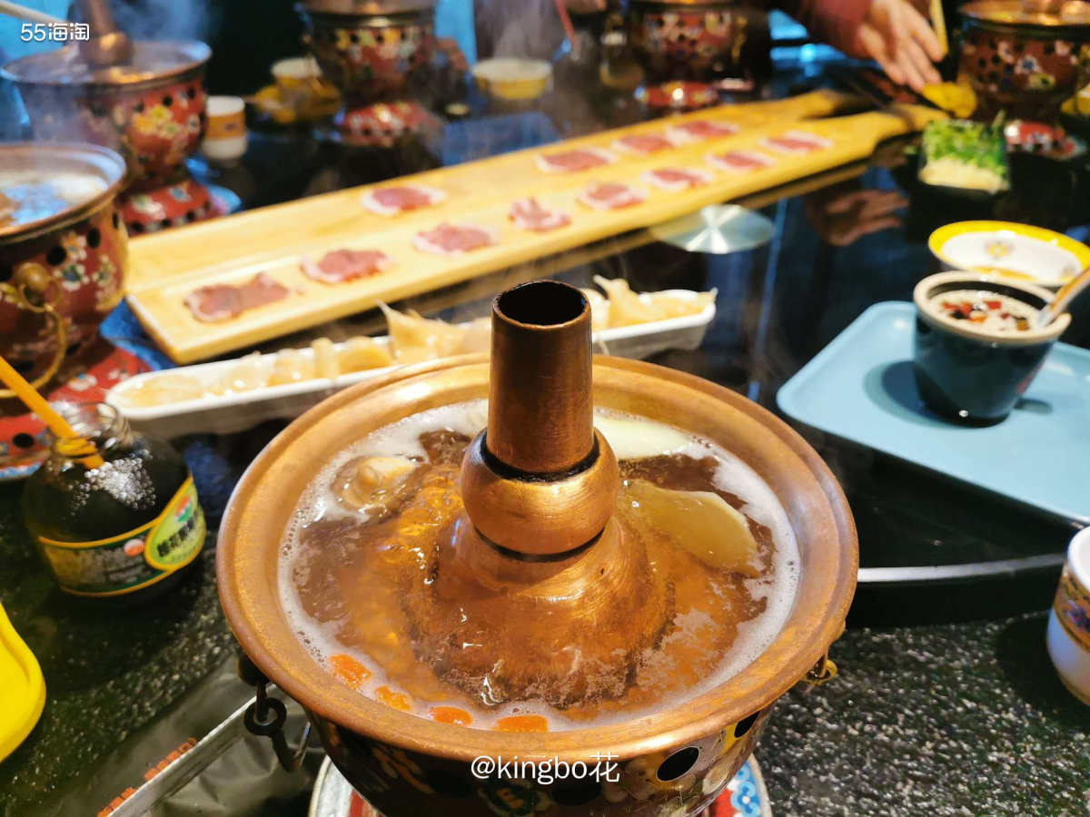 🔴天冷的季节就适合吃北京涮羊肉啊！暖暖的很不错  🔶前面