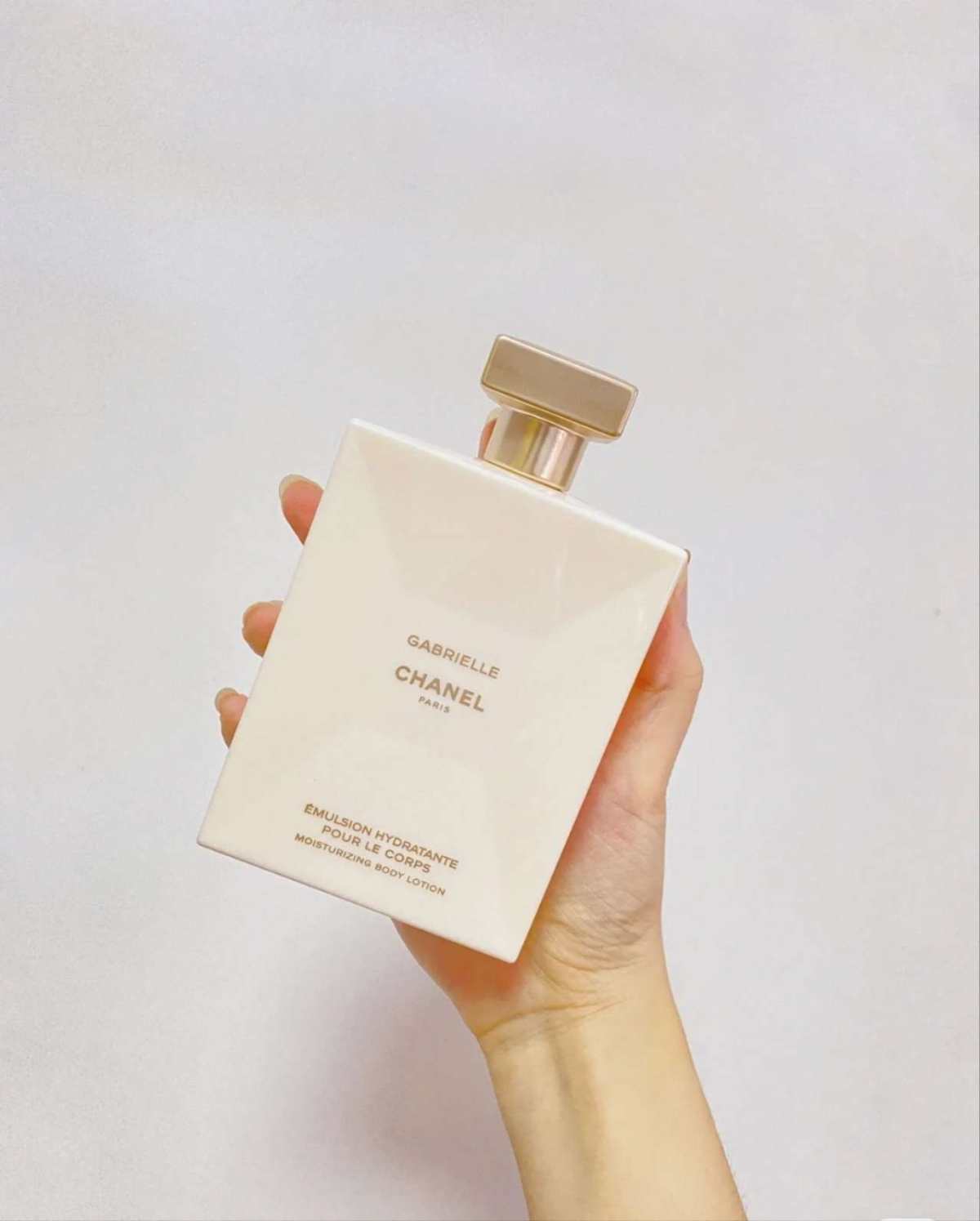 💗香奈儿嘉伯丽尔的这款身体乳，香味非常持久，有种腌制入味的