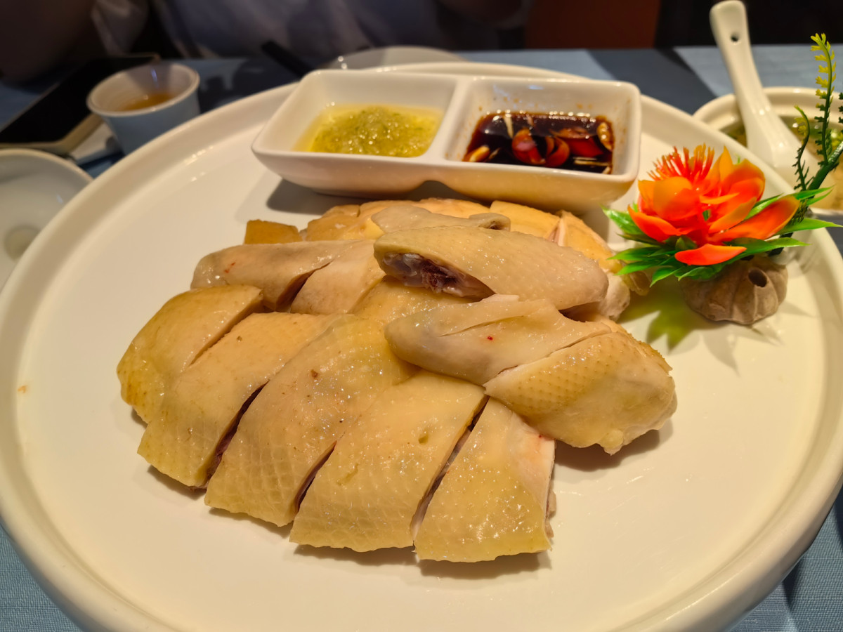 提到广东菜，粤菜等等，很多人第一反应就是寡淡无味，口如嚼蜡，