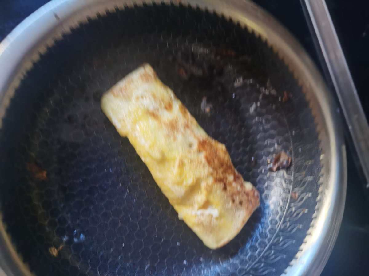 ✅今天心血来潮想给小朋友弄肉松芝士吐司卷吃，之前都是用空气炸