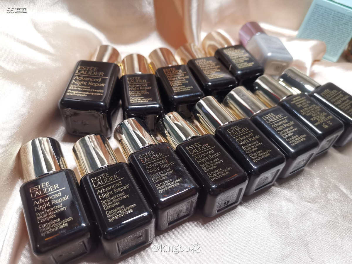 🔴雅诗兰黛第三单，这次凑了三个套装的订单！  🔶买！前面