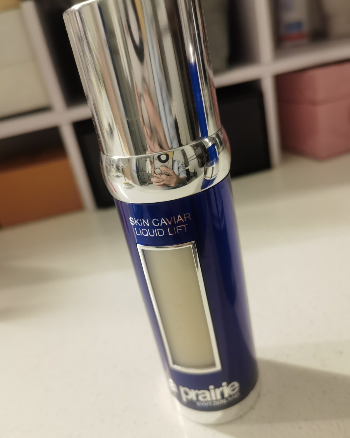闺蜜推荐的莱珀妮精华系列很惊喜，一直很期待。本人是蓝色控，所
