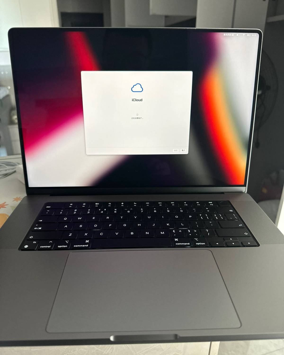 想当年在美国上学的时候，macbook，pad3，和自己搞的