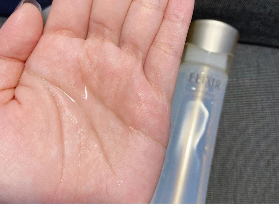 我是第一次在海淘上下单买了怡丽丝尔用怡丽丝尔水乳用，水油平衡