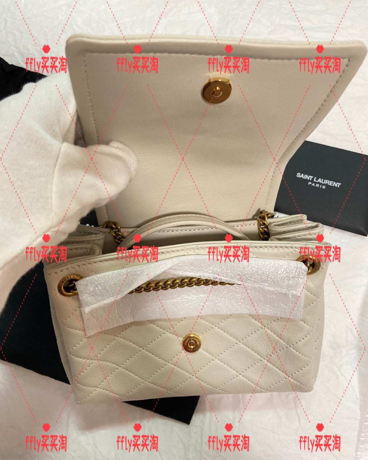继续接预定 YSL Nolita mini白色 实物超级好看