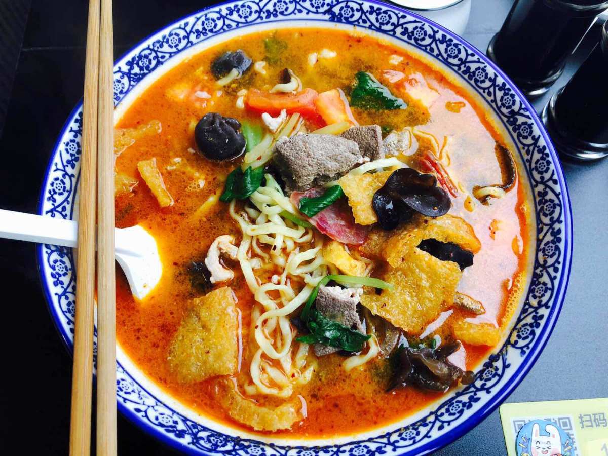 阴雨绵绵的周末，今天正好要给朋友送东西，跑大老远朋友不好意思