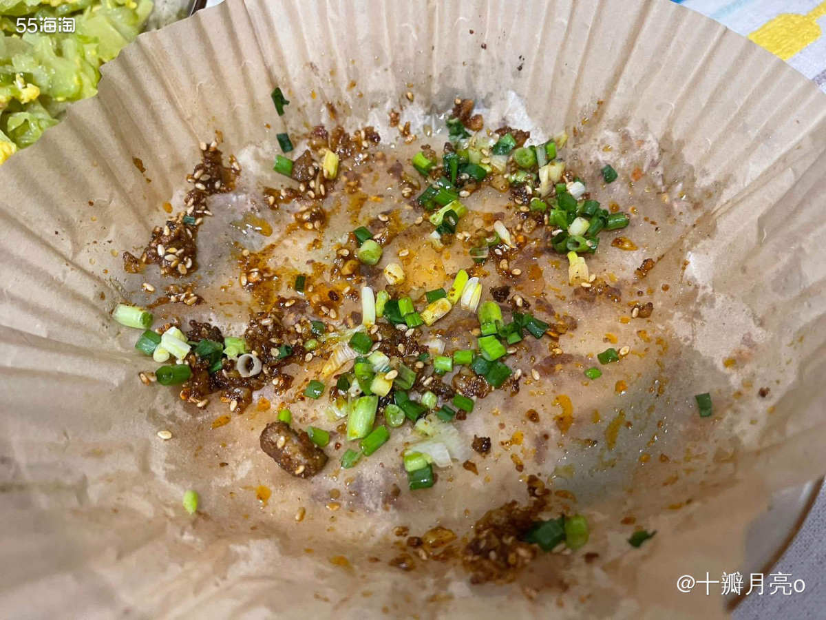 🍖我又带着我的美食来了——烤猪蹄 迅速和家属吃完了一盘，太