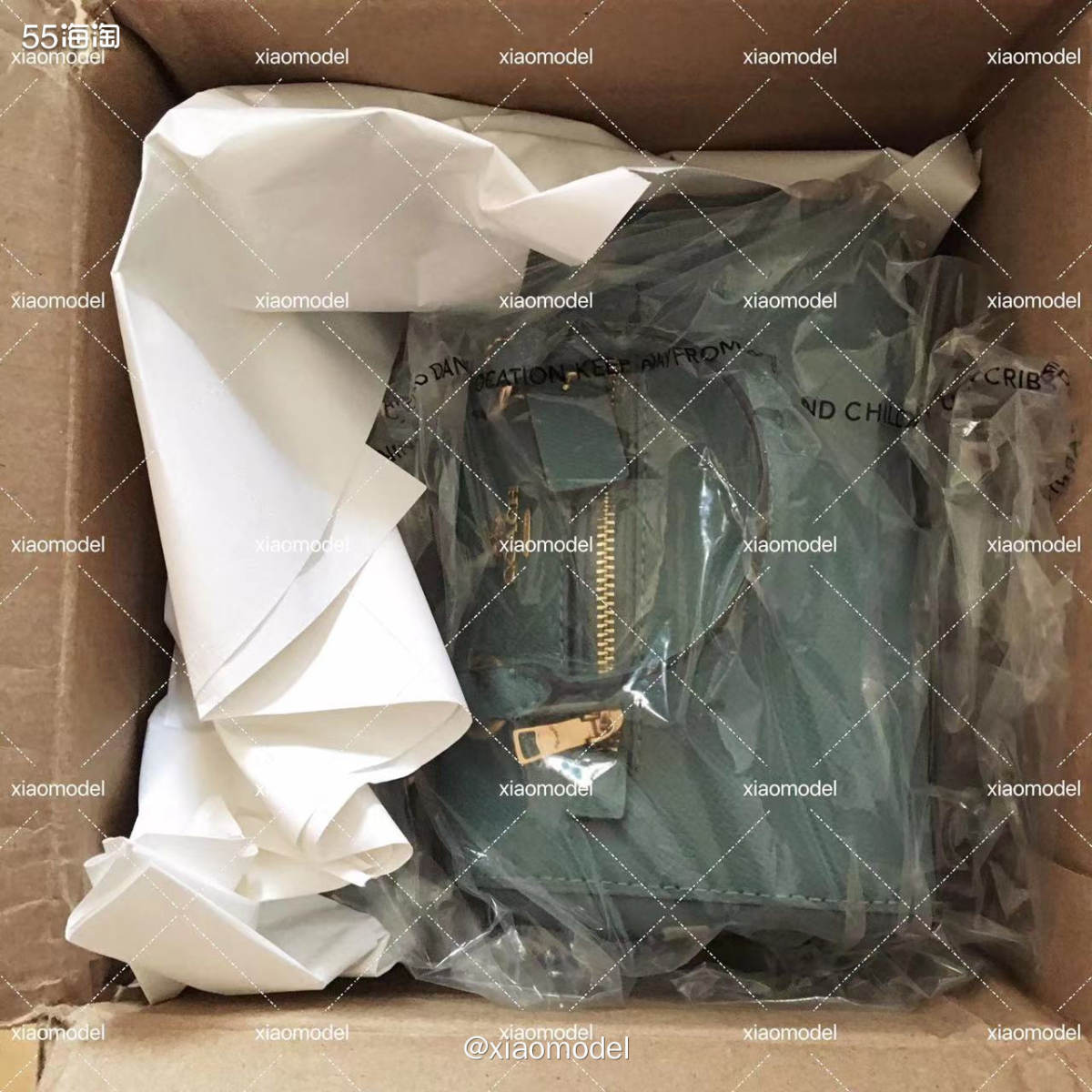 🌷今天收到1个邮政快递的包裹，打开一看，有点意外，竟然是c