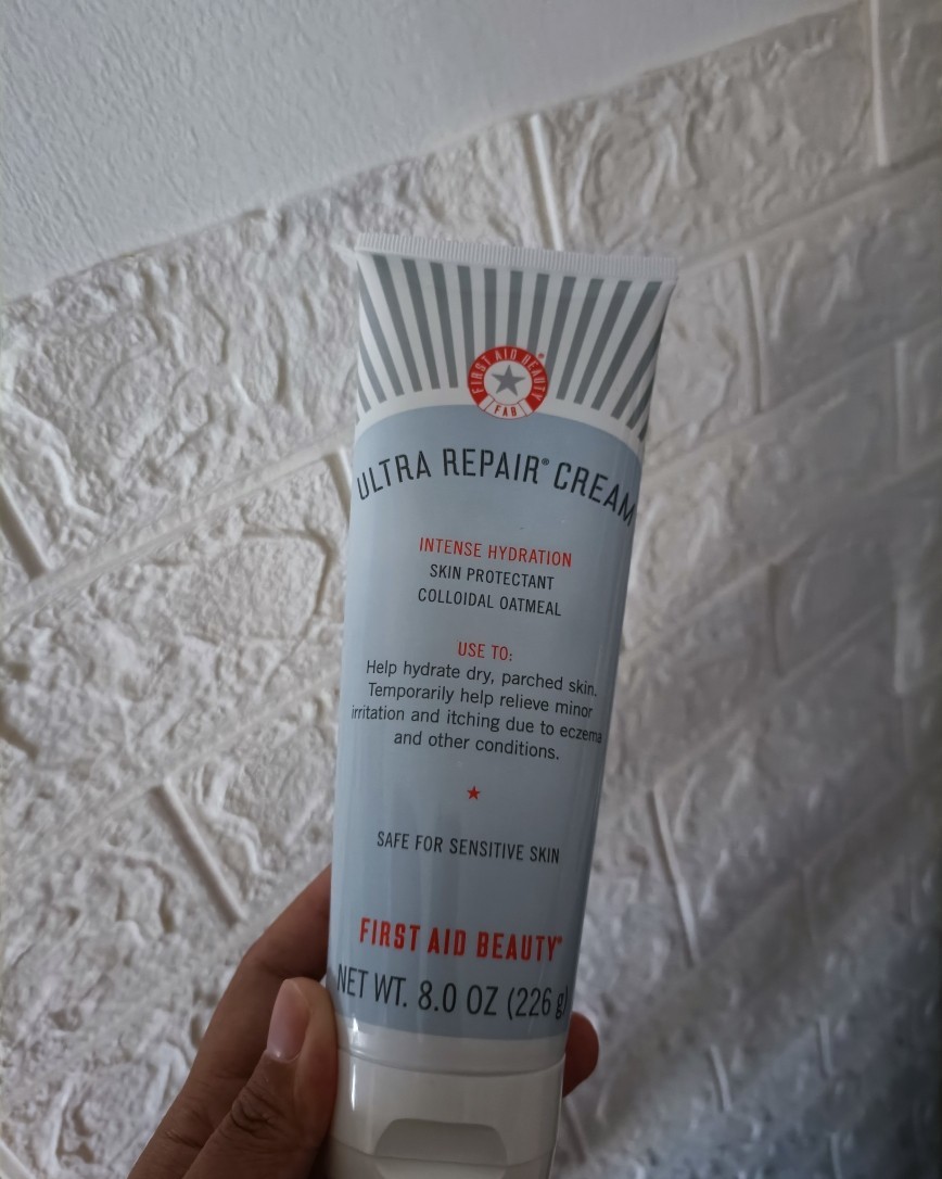 从11月底黑五开始到12月这段时间，sephora有一些套装