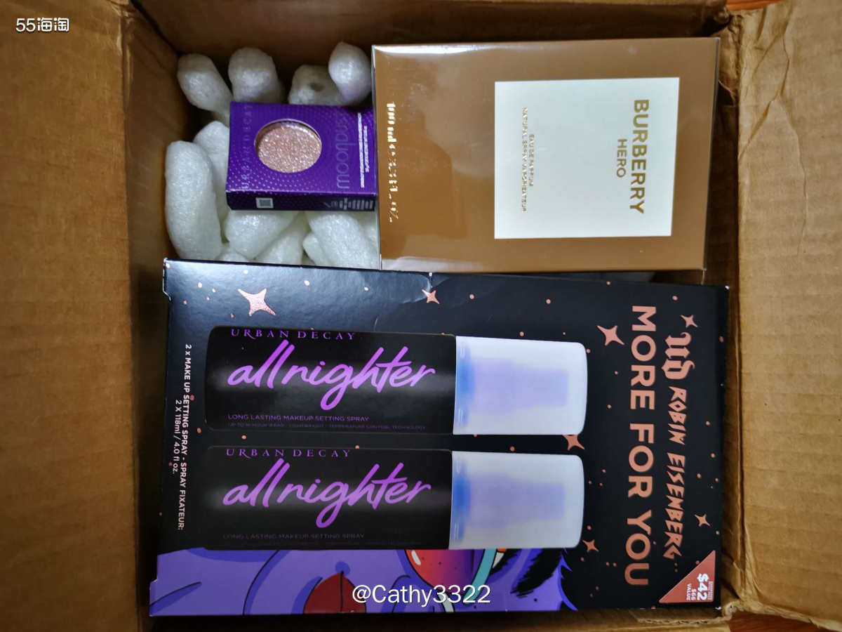 这一箱是是和香奈儿一箱得香水，这次可能空落落得打包就非常好了