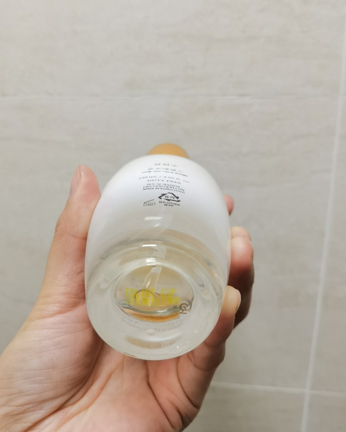 🍓肤质：油性肌，肤色暗黄～  🍓购买：代购入手，120m