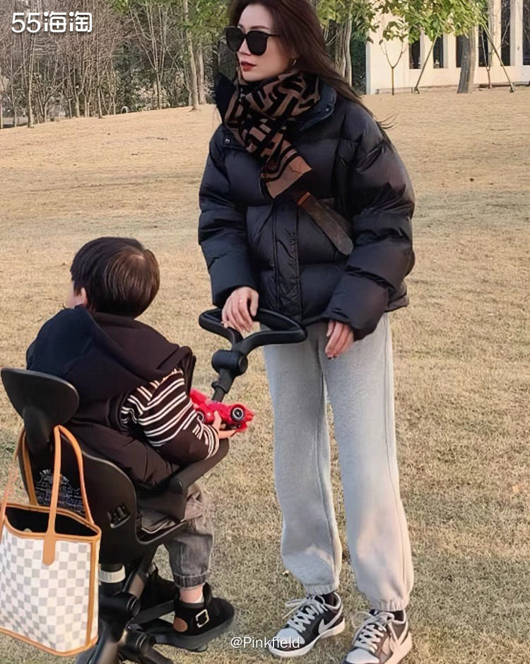 ❄️双十二在淘宝瞎逛的时候看到推送的一件羽绒短装还不错，反正