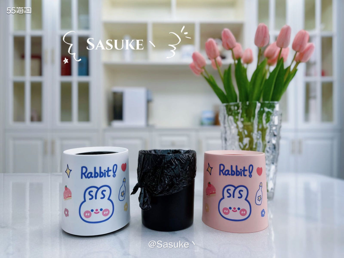 🌈 十二月份下单了两个桌面垃 圾桶，这样在桌子上办公或吃东