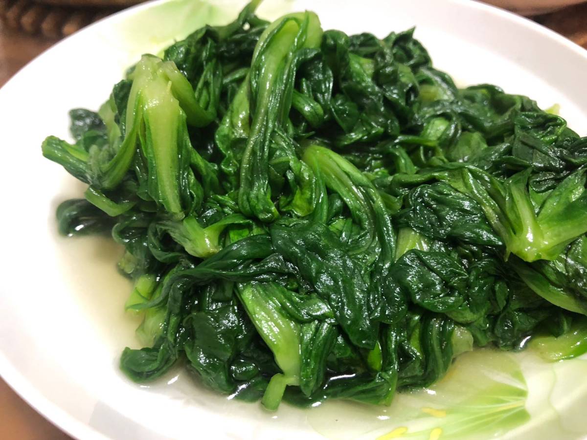 连续几天没啥胃口都是汤汤水水的比较多，今天麻麻买了🐟头煮萝