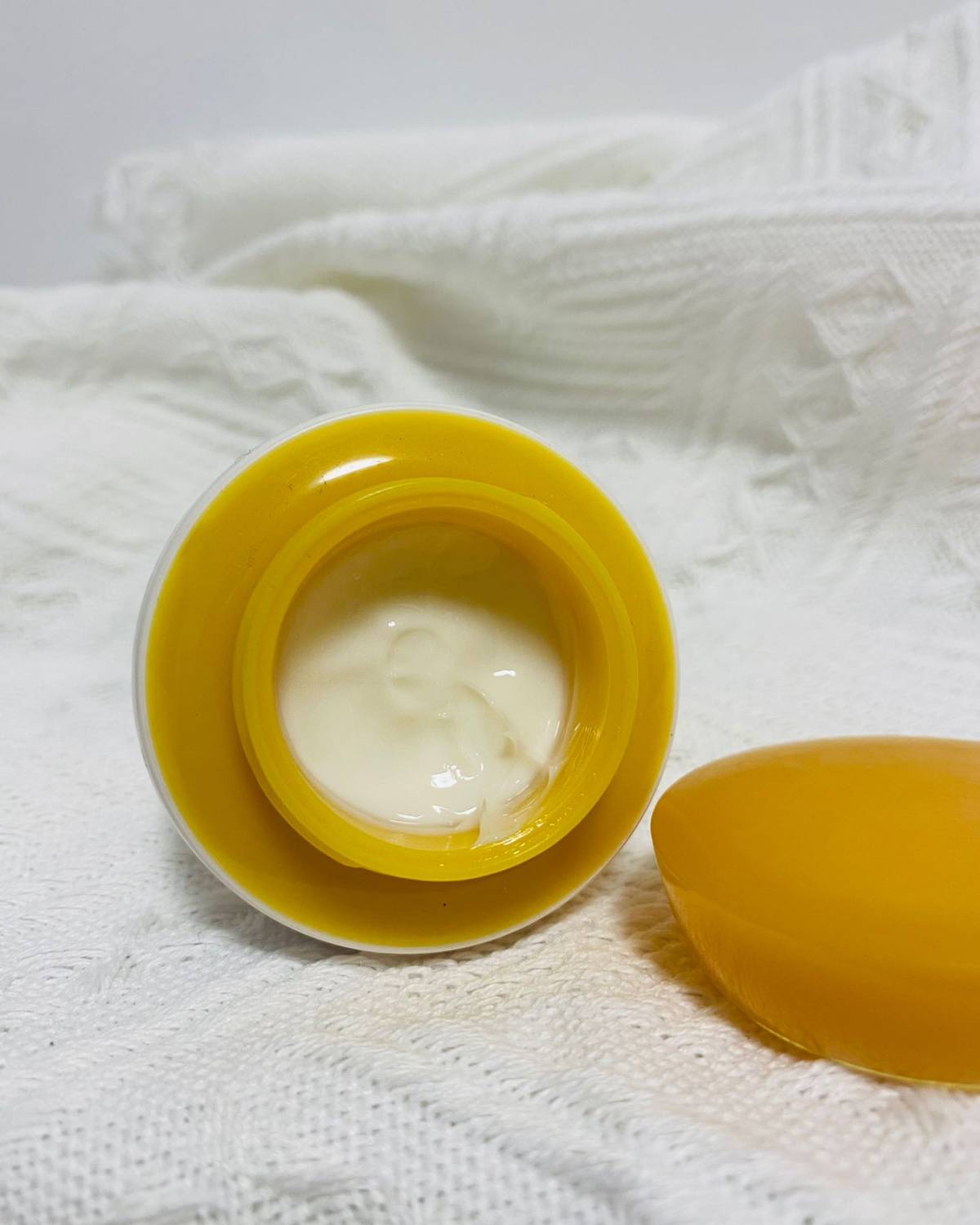 ◾️本人肤质： 干敏肌，天生雀，换季爆皮、姨妈爆痘  ◾️购