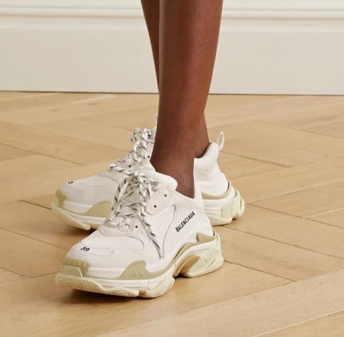 🌟巴黎世家老爹鞋可以说的上是老爹鞋的鼻祖，Triple S