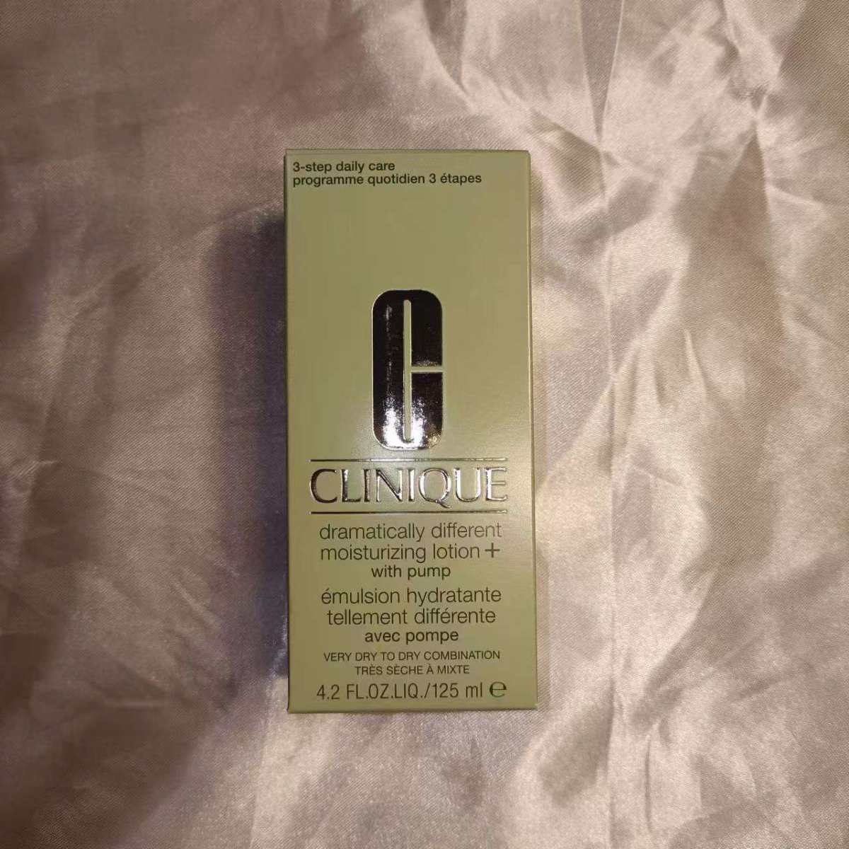 黑五买的倩碧和ND来了，这次是合箱的两个礼包  ✓倩碧--这