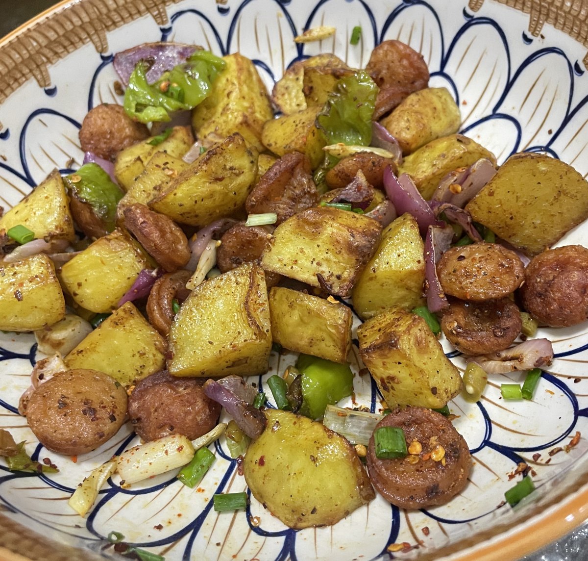 自从有了空气炸锅之后，就一直没有让它休息，经常在家烤披萨，烤