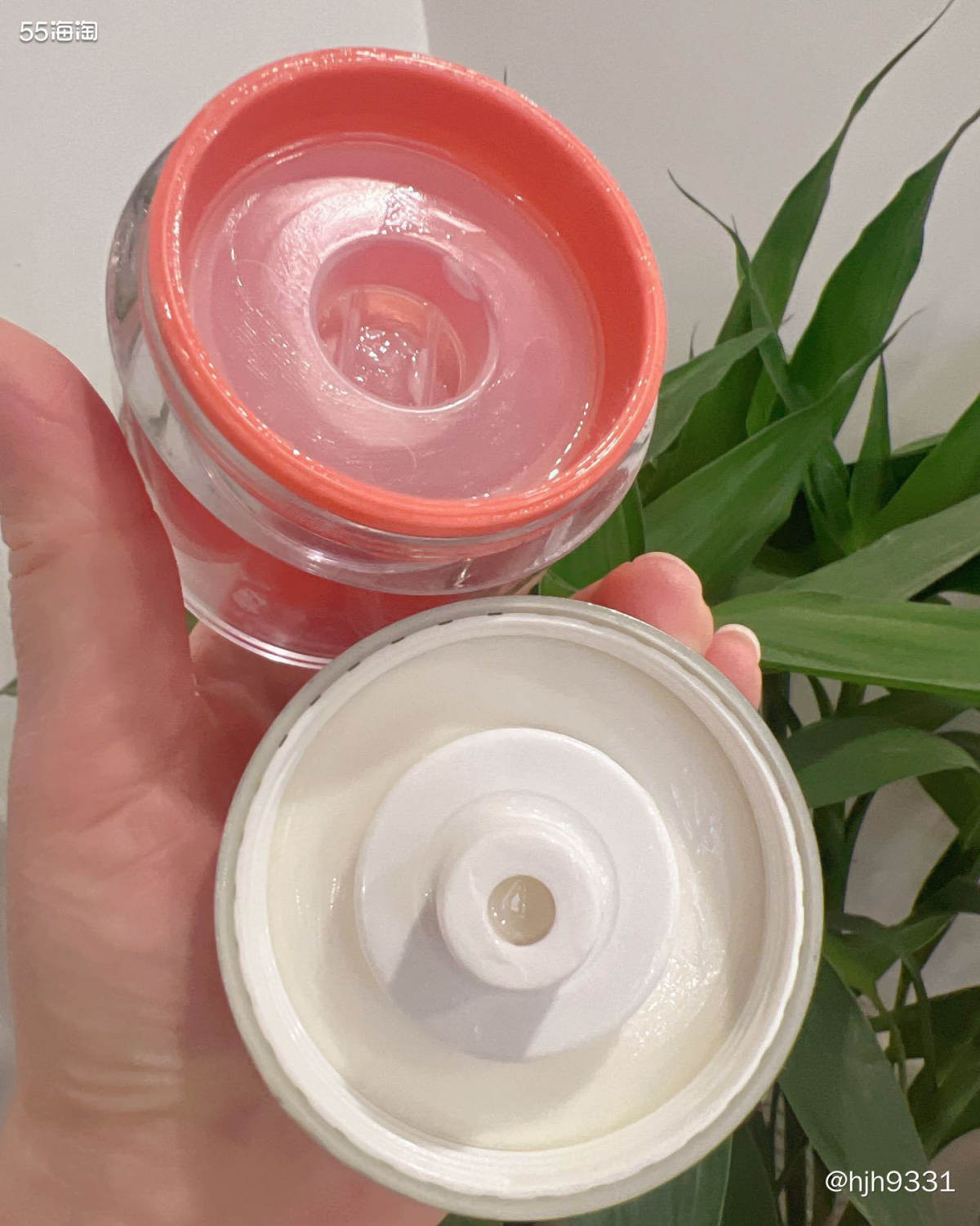 ✨这款面霜是55海淘活动赠送的，当初没打算自用！但是收到货发