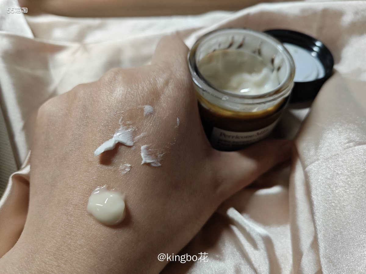 ⏺裴礼康三件套试用评测来啦，面霜精华肤感都很不错哦  🔷距