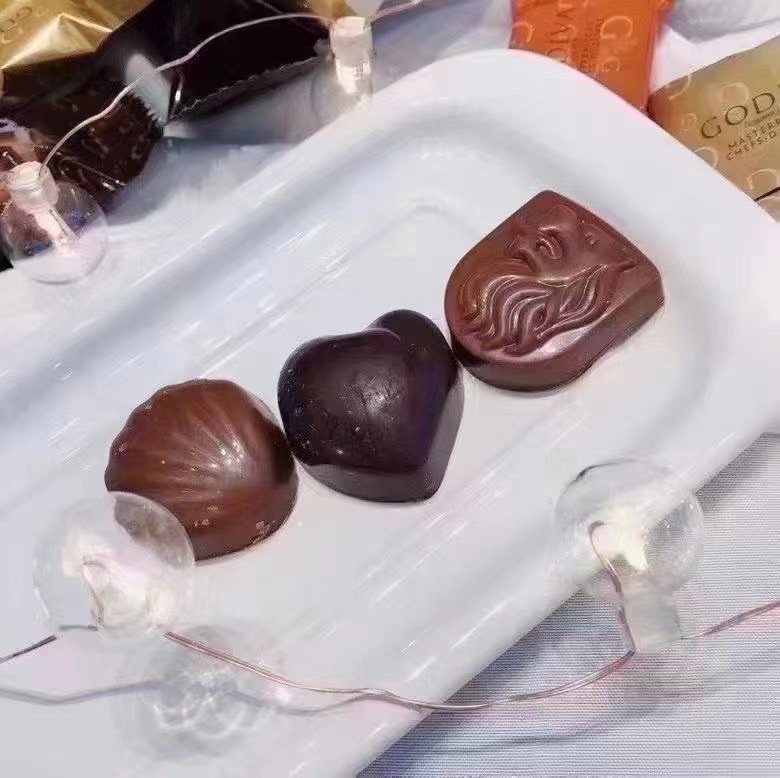 现货💰139/袋，2袋💰259元 Godiva歌帝梵混合