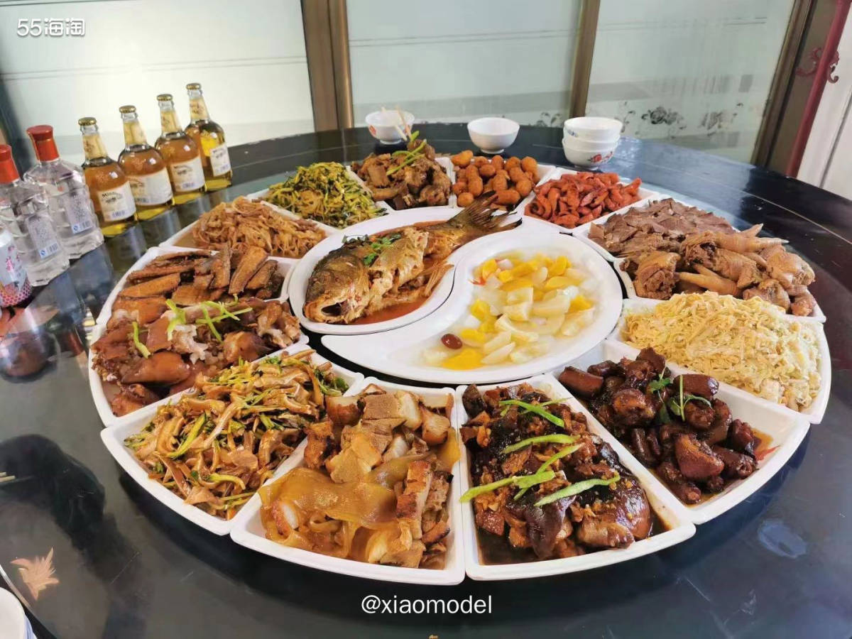 🌸今天大年初一下雨了，感觉本不高的温度又比天气预报的降低了