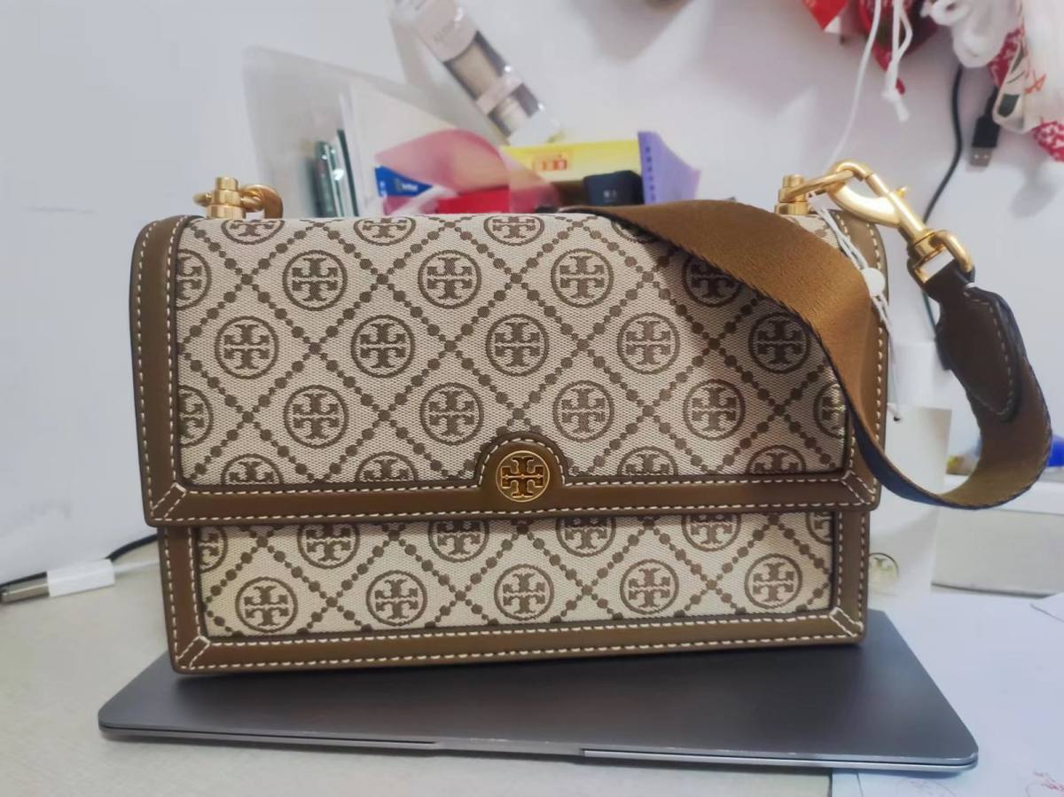 ❤️来自姐妹返图 🌸栗子色是一个很温柔的颜色，有一种知性美