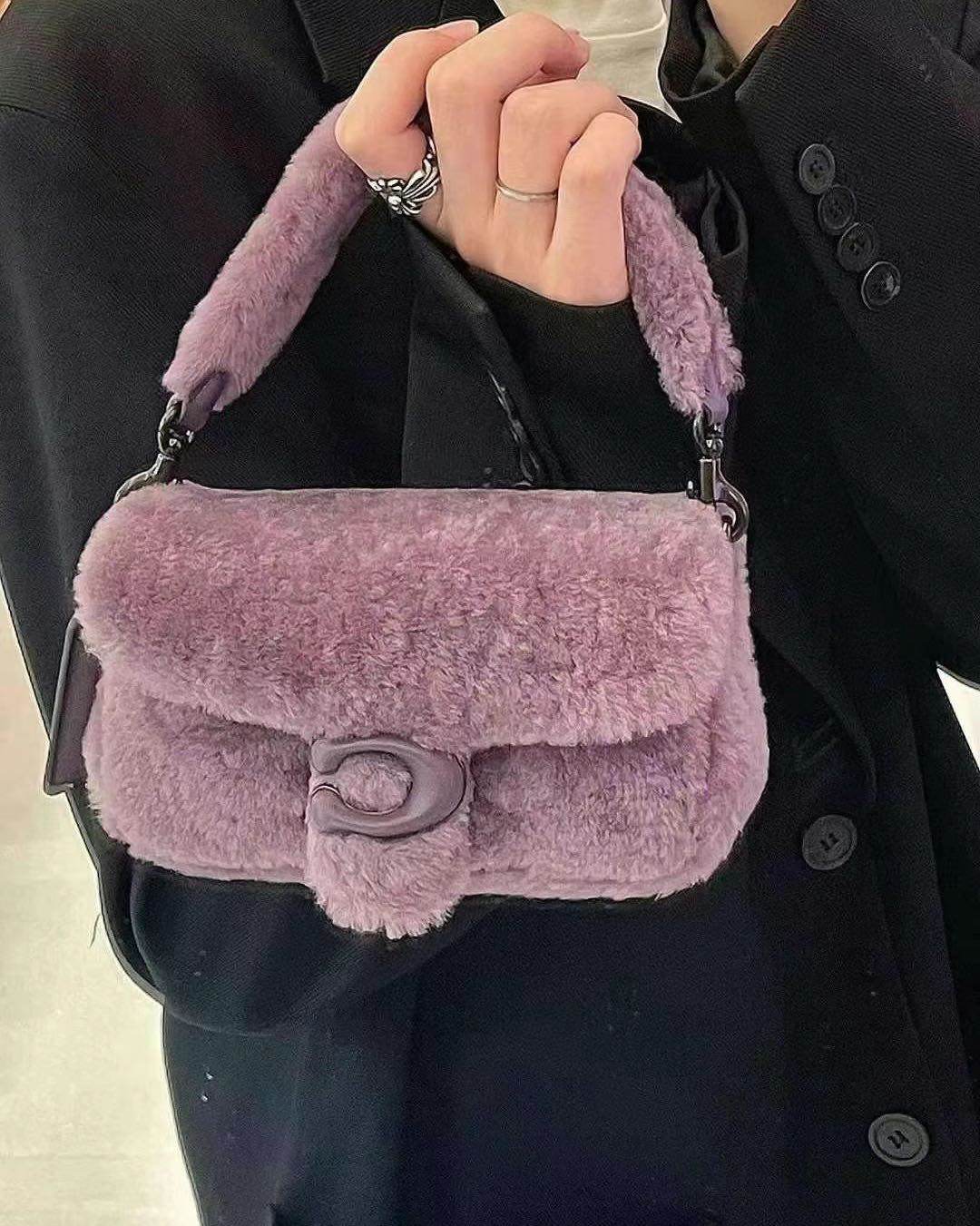 骨折预定💰2350元包邮，专柜5600 Coach｜全北美