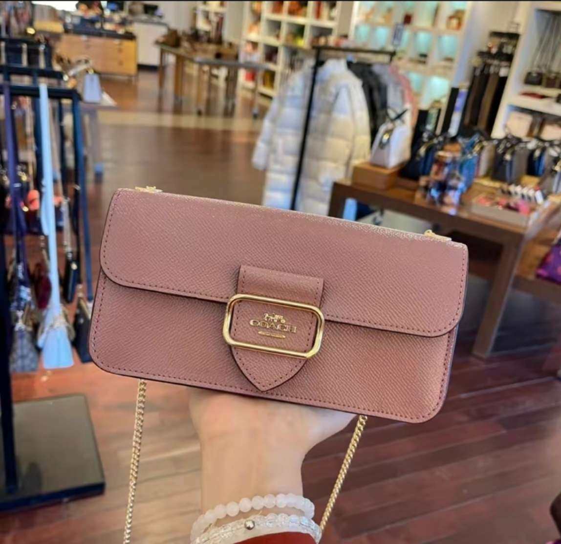 ⭕购买网站：coach奥莱美国官网  ⭕购买商品：链条摩根包