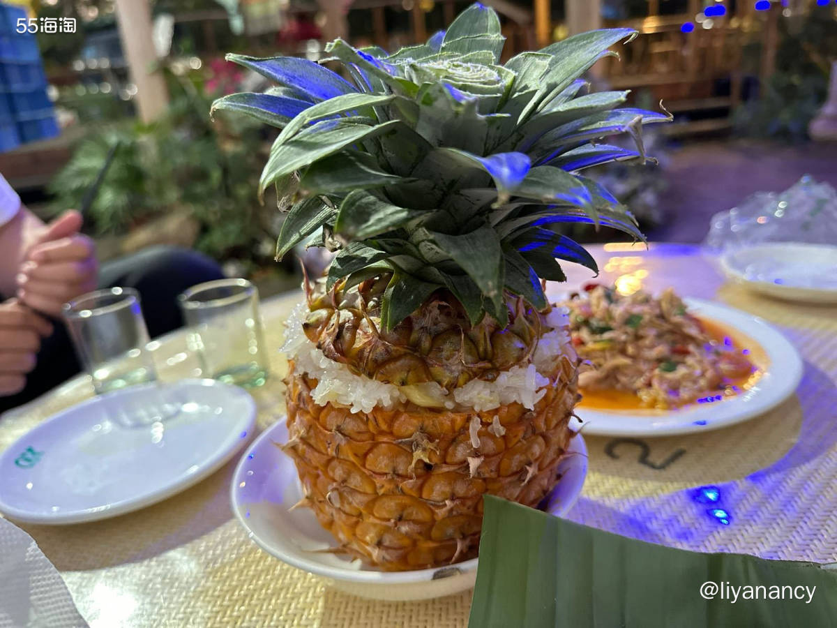 ✨春节假期去西双版纳玩的时候,特意去打卡了向往的生活蘑菇屋,
