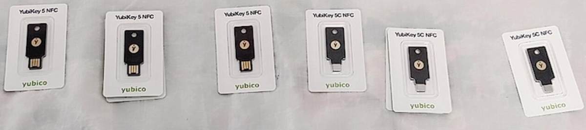 这次使用中环转运转运了8个Cloudflare优惠的Yubi