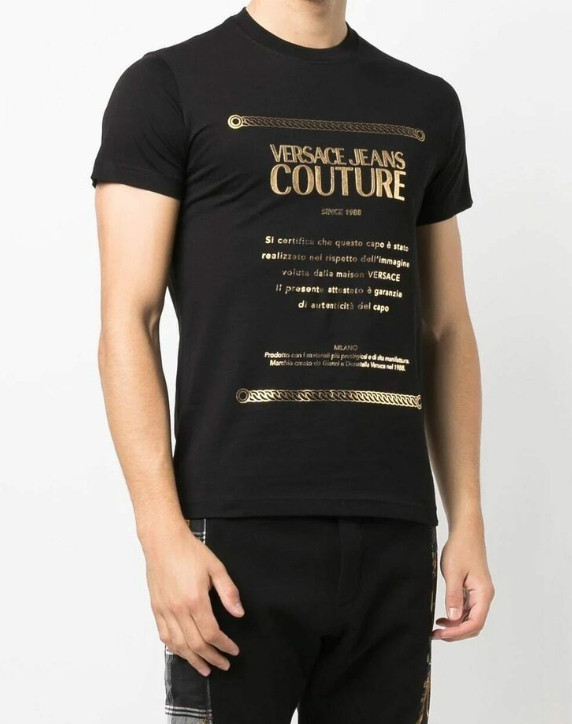 Versace Jeans Couture是范思哲旗下的品牌