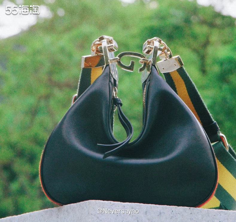 去MIINTO中文网入手GUCCI 古驰黑色单肩包是不错的选