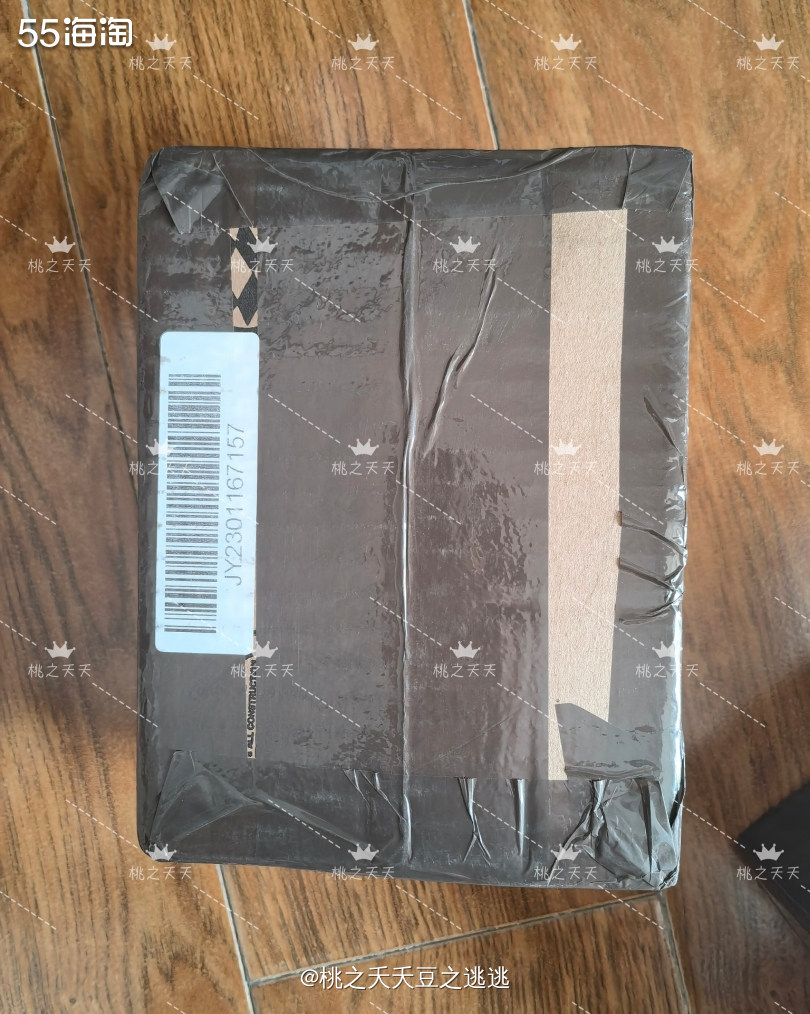 💫这箱子是之前丝芙兰八折活动的时候入的纪梵希口红礼盒，折扣