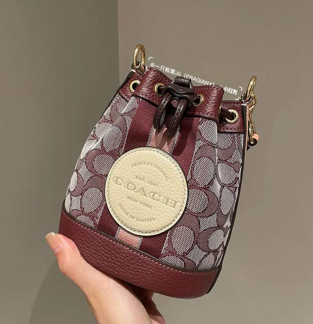 ⭐剁手单品：coach dempsey水桶包  ⭐剁手网站：